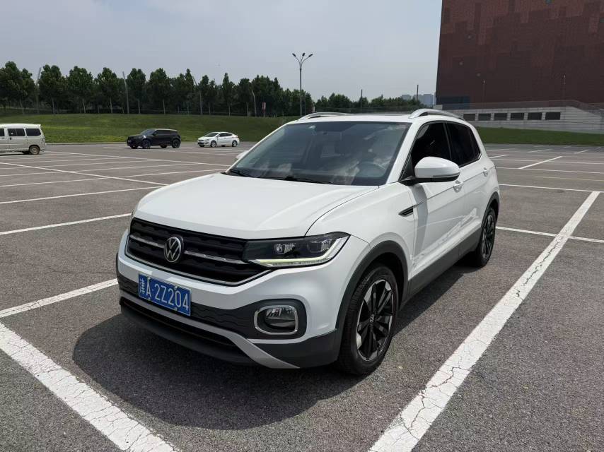 Volkswagen Tacqua 2020 car image 