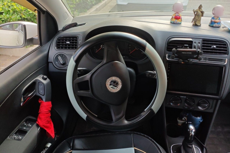 Volkswagen Polo 2019 #12 Volkswagen Polo 2019 car image #12