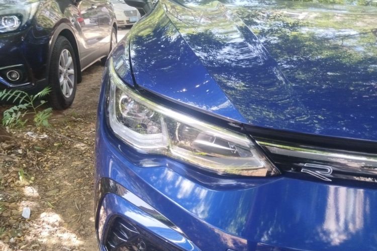 Volkswagen Golf 2021 car image #8