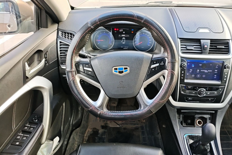 GEELY Emgrand 2016 car image #11