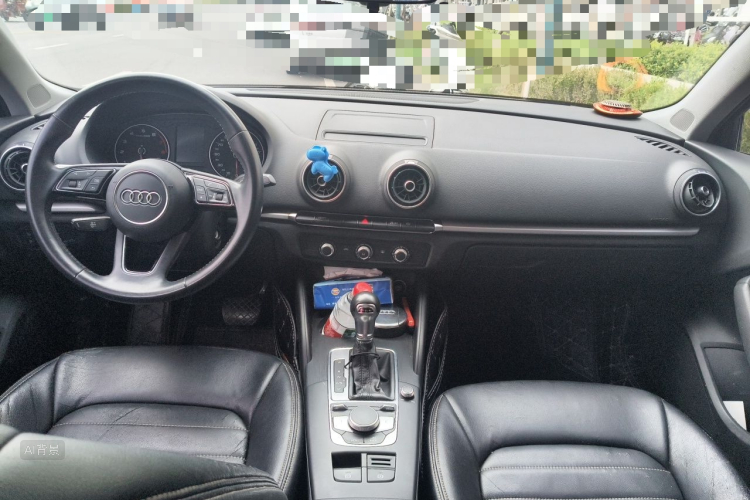 Audi A3 2020 immagine di auto #11