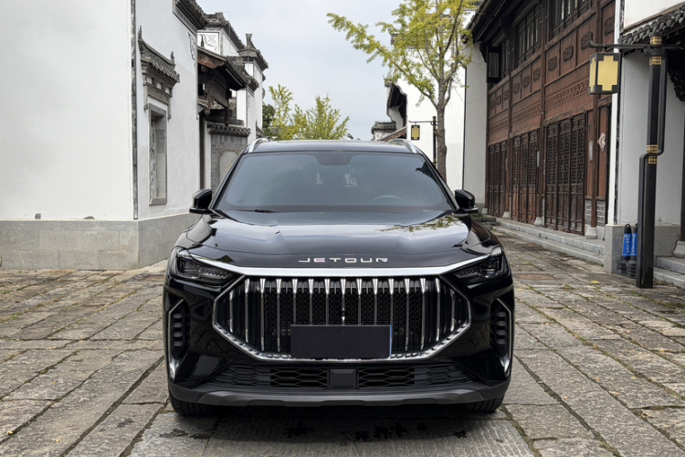 Jetour X70 PLUS 2024 immagine di auto #5