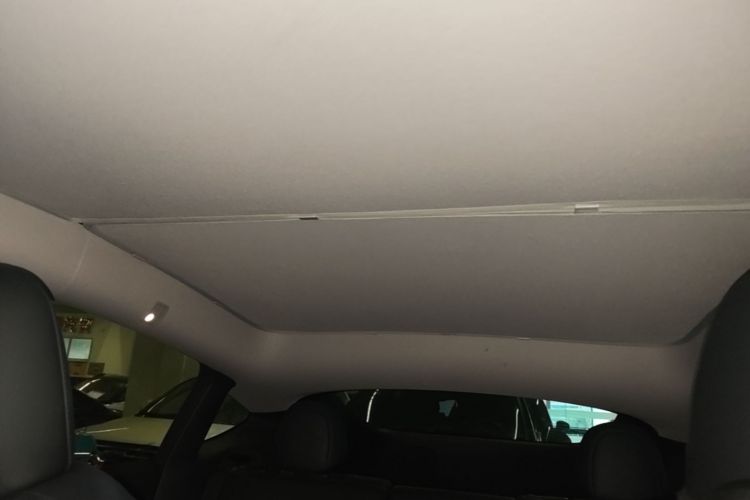 Tesla Model Y 2024 #20 Tesla Model Y 2024 immagine di auto #20