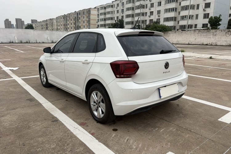Volkswagen Polo 2021 car image #5