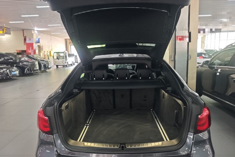 BMW 3 Series GT 2019 imagem de carro #19