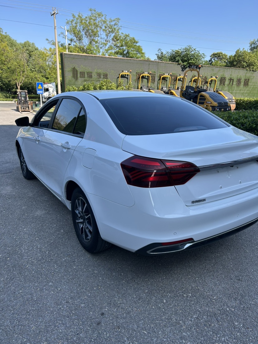 GEELY Emgrand 2019 #6 GEELY Emgrand 2019 car image #6