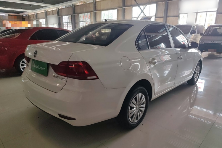 Volkswagen Santana 2019 صورة سيارة #7