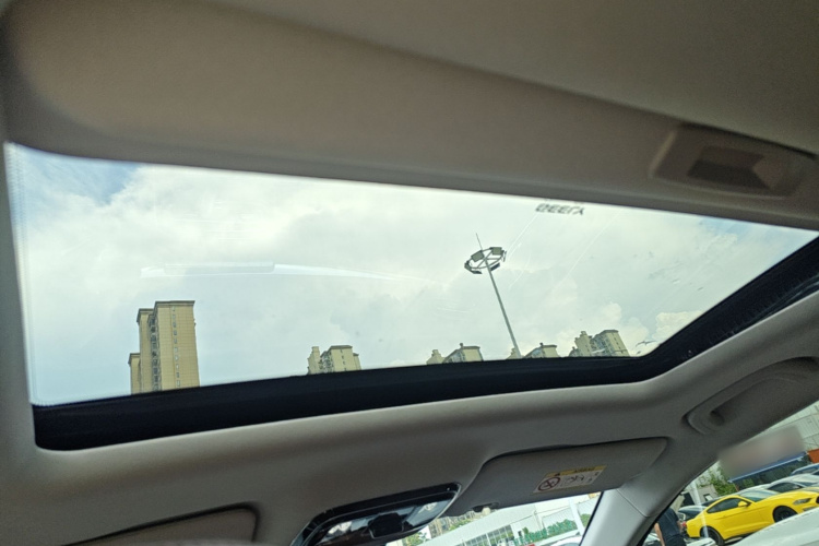 GEELY Emgrand 2025 car image #18