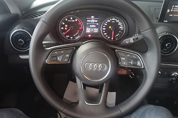 Audi A3 2017 imagem de carro #11