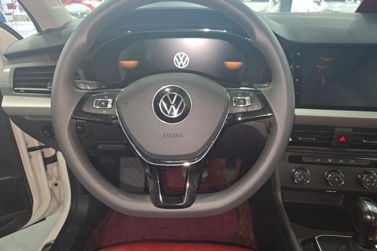 Volkswagen Lavida 2021 car image #11