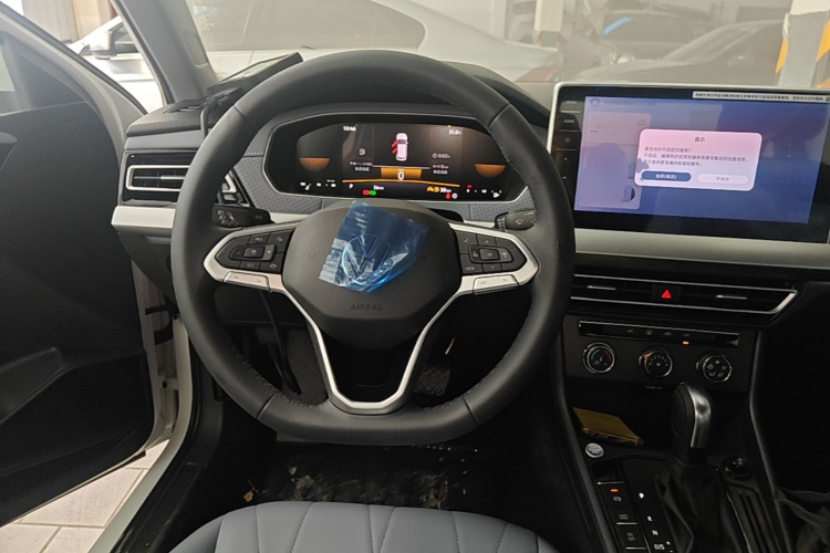 Volkswagen Lavida 2026 car image #11