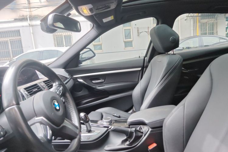 BMW 3 Series GT 2019 car image #19
