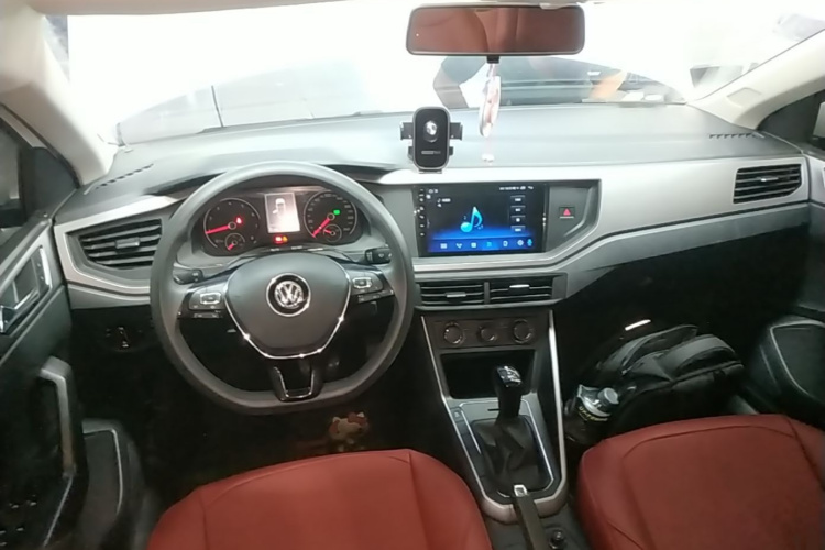 Volkswagen Polo 2021 car image #10