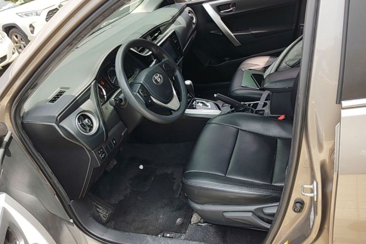 Toyota Corolla 2018 car image #17