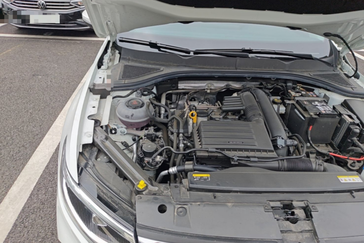 Volkswagen Bora 2025 car image #23