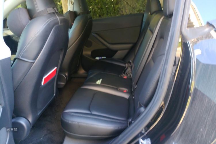 Tesla Model Y 2023 #19 Tesla Model Y 2023 car image #19