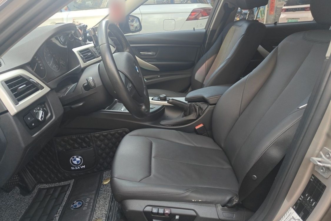 BMW 3 Series 2015 imagen de coche #20