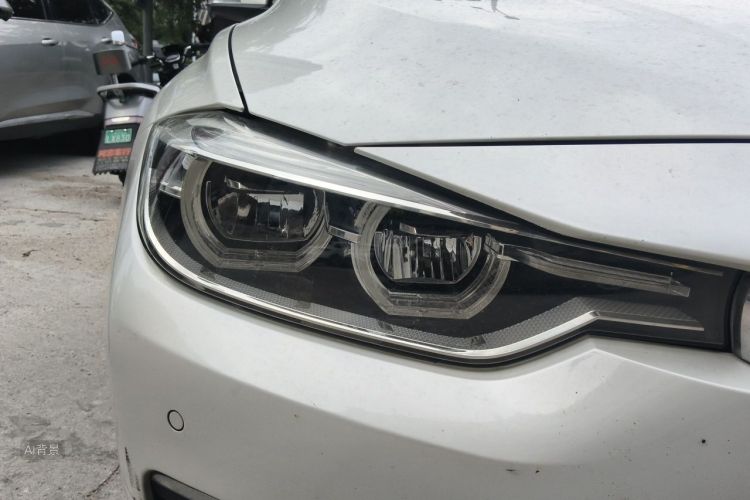 BMW 3 Series 2019 car image #8