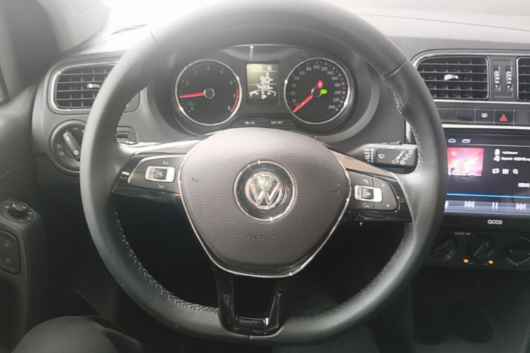 Volkswagen Polo 2019 #15 Volkswagen Polo 2019 car image #15