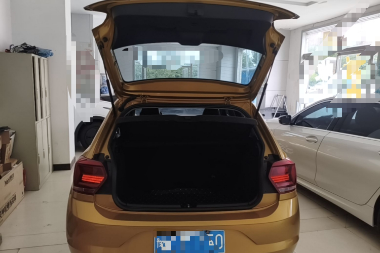Volkswagen Polo 2019 car image #19