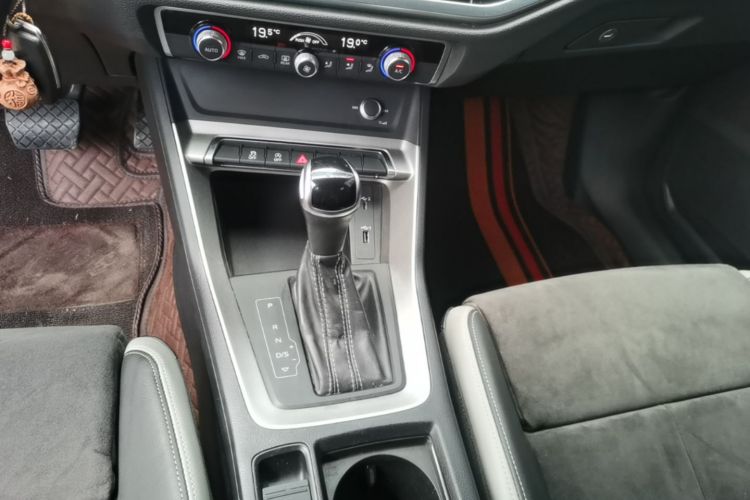 Audi Q3 2020 #14 Audi Q3 2020 car image #14