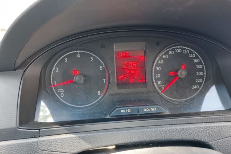 Volkswagen Santana 2019 car image #12