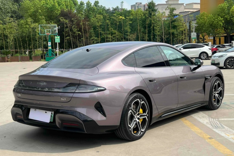 MI SU7 2024 car image #4
