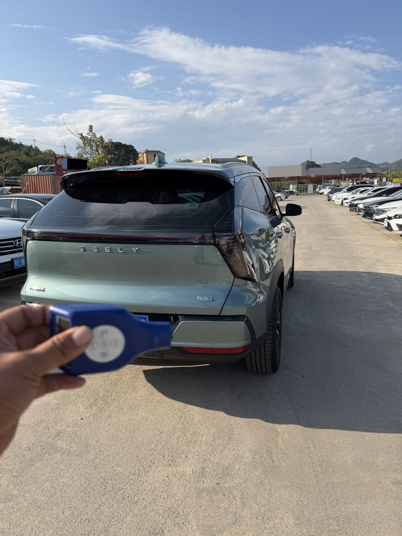 GEELY Boyue L 2025 car image #6