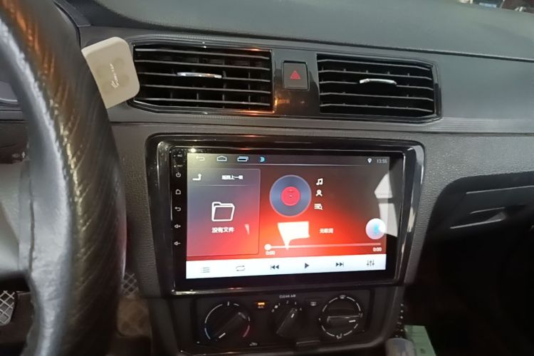 Volkswagen Santana 2018 car image #13