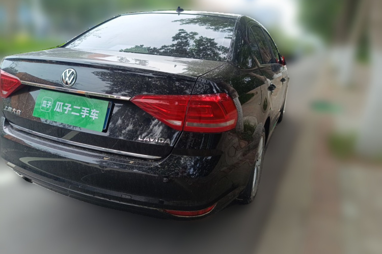 Volkswagen Lavida 2015 car image #5