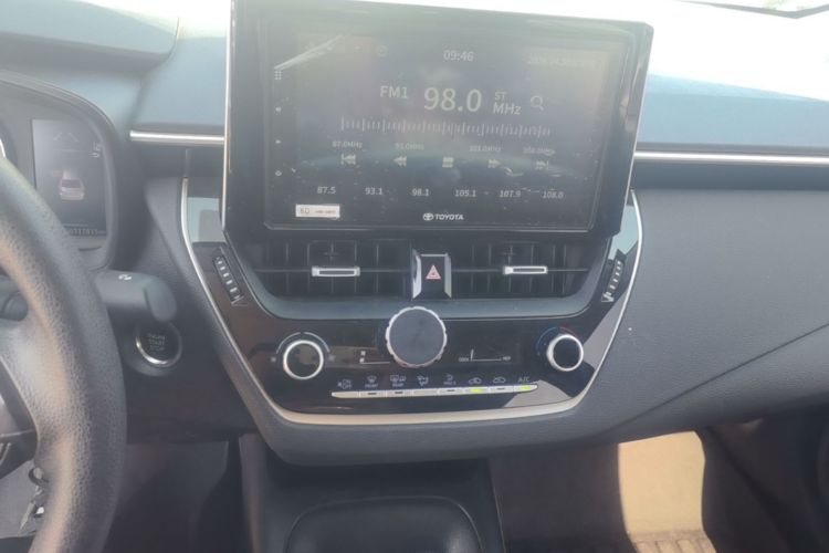 Toyota Corolla 2019 #15 Toyota Corolla 2019 car image #15