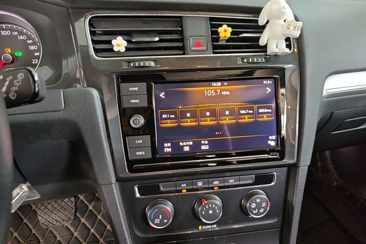 Volkswagen Golf 2019 #19 Volkswagen Golf 2019 car image #19