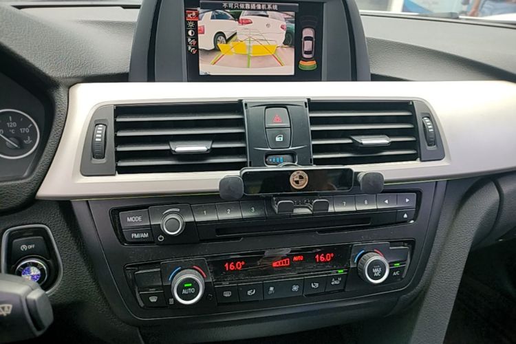 BMW 3 Series 2015 #13 BMW 3 Series 2015 car image #13