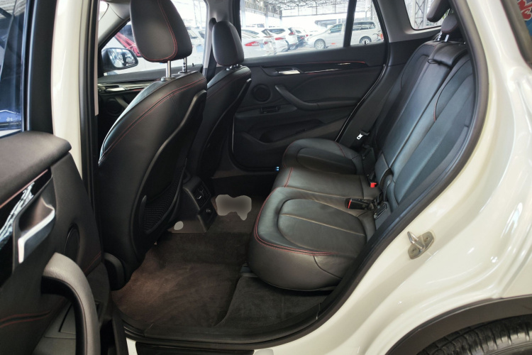 BMW X1 2017 #17 BMW X1 2017 car image #17
