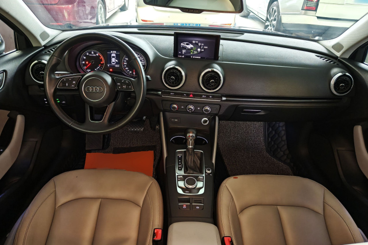 Audi A3 2018 صورة سيارة #10