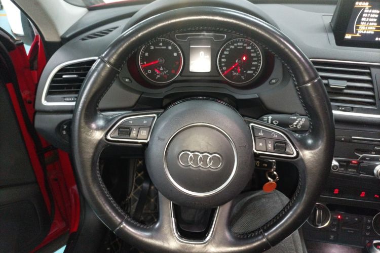 Audi Q3 2017 image de voiture #11