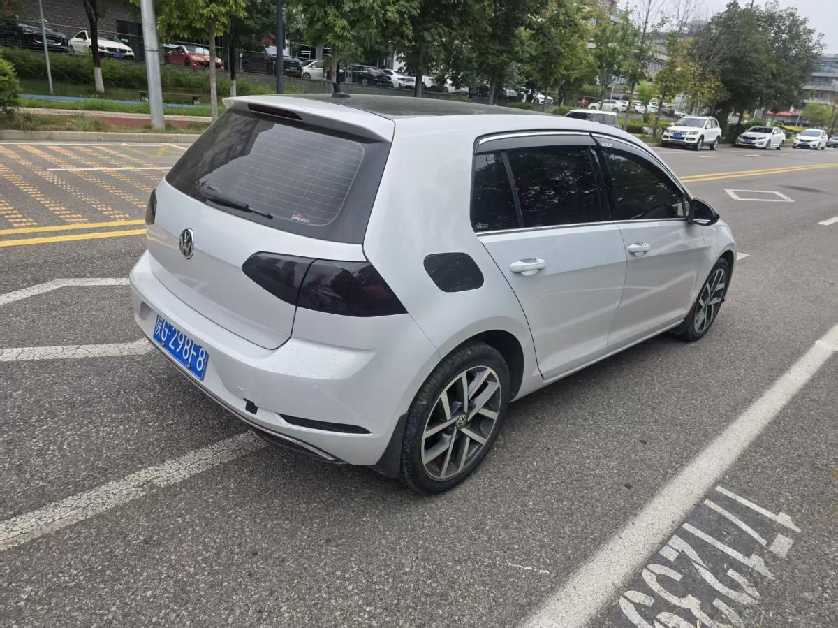 Volkswagen Golf 2020 #4 Volkswagen Golf 2020 car image #4