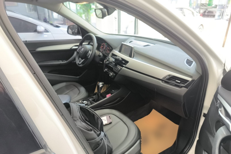 BMW X1 2016 #24 BMW X1 2016 imagen de coche #24