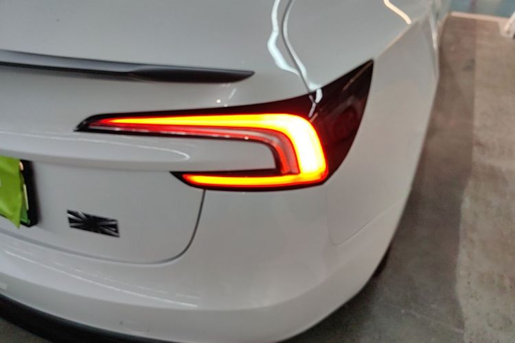 Tesla Model 3 2024 #8 Tesla Model 3 2024 immagine di auto #8