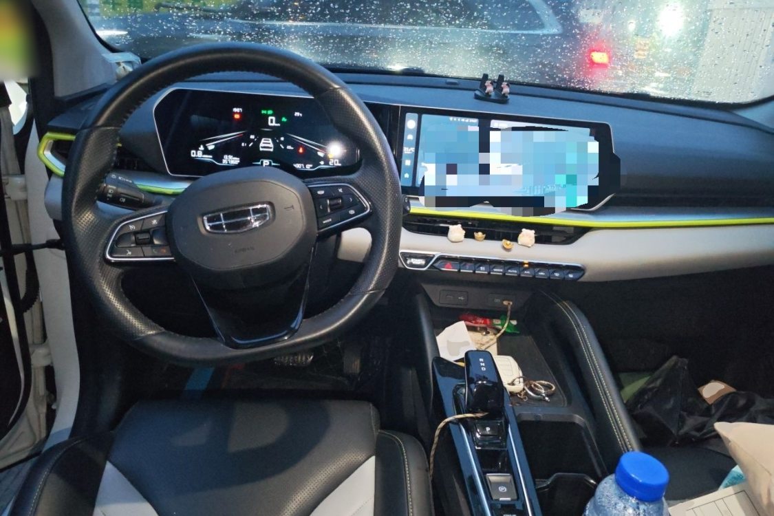 GEELY Coolray 2022 #23 GEELY Coolray 2022 car image #23