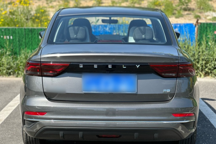 GEELY Emgrand 2026 #6 GEELY Emgrand 2026 car image #6