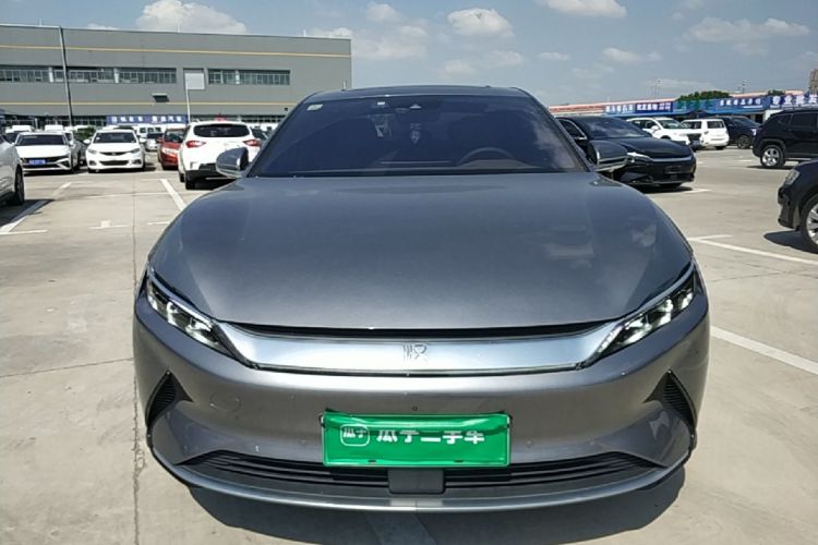 BYD Han 2021 #3 BYD Han 2021 car image #3
