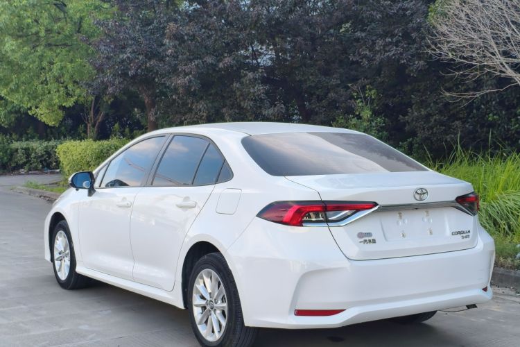Toyota Corolla 2023 car image #10