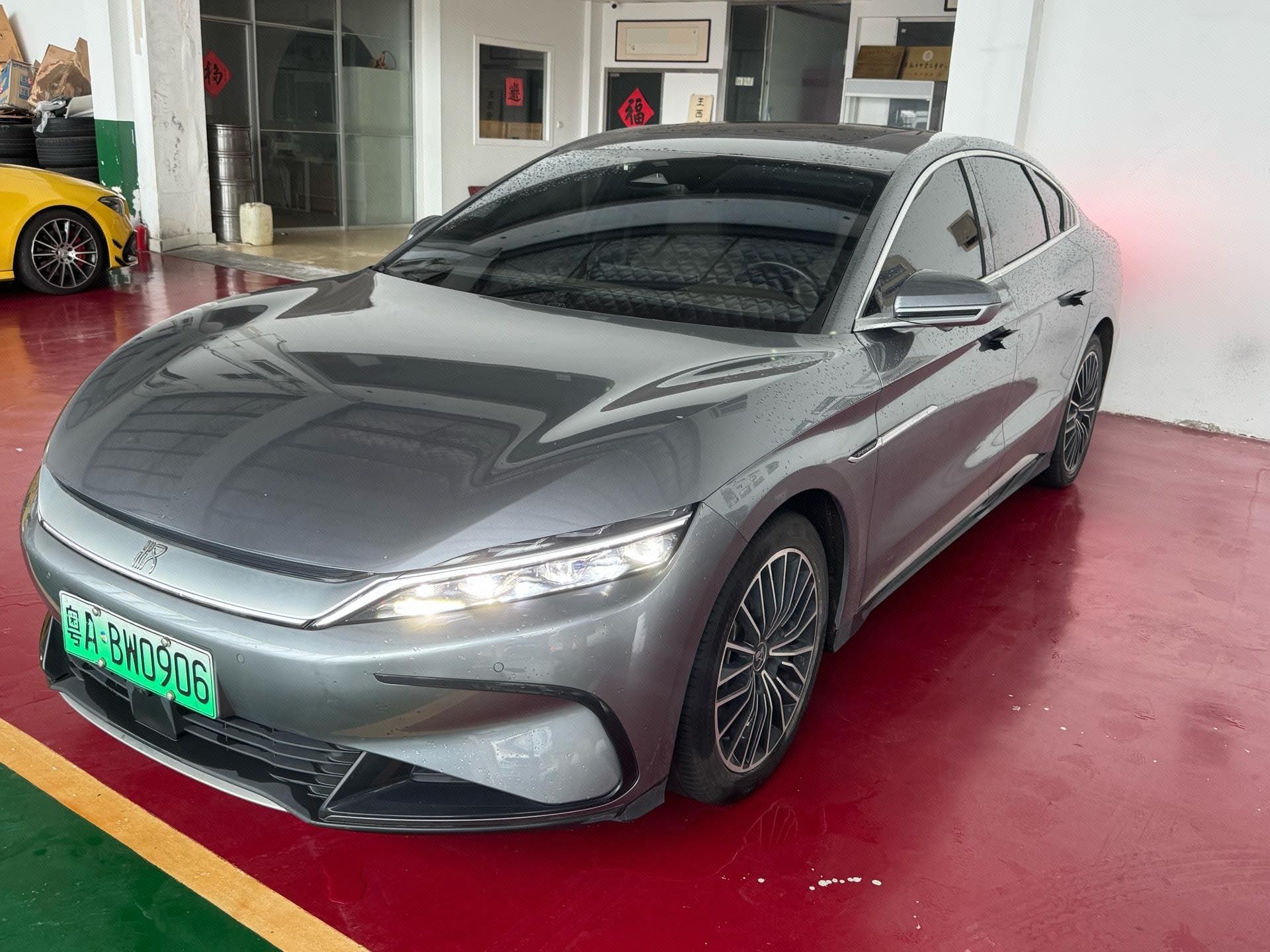 BYD Han 2023 car image 