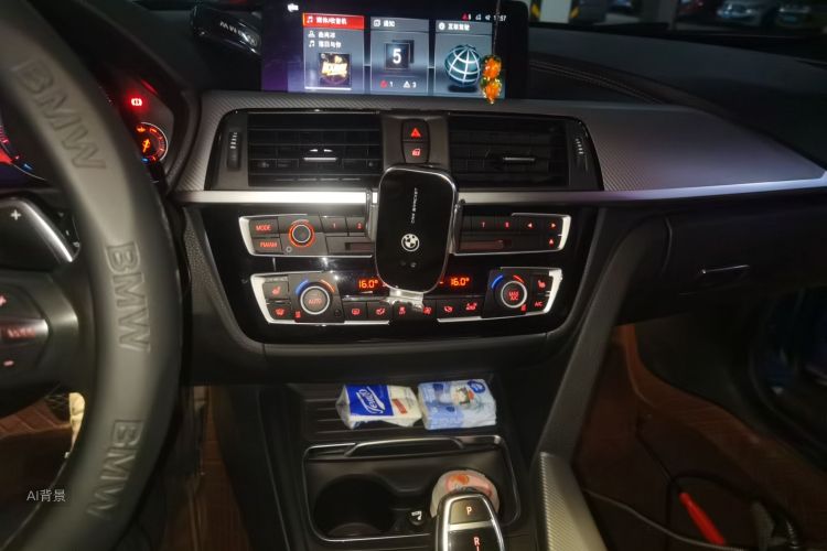 BMW 3 Series 2019 #15 BMW 3 Series 2019 car image #15