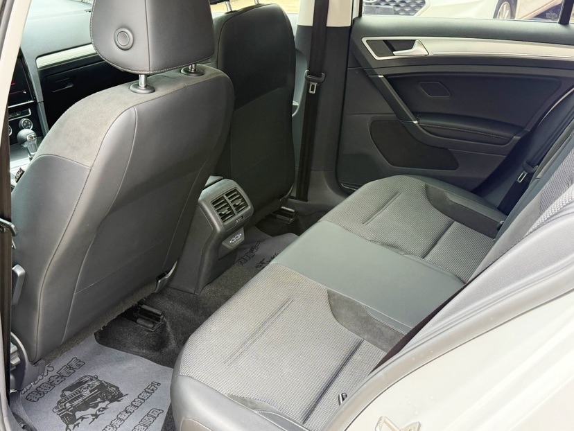 Volkswagen Golf 2019 #5 Volkswagen Golf 2019 car image #5