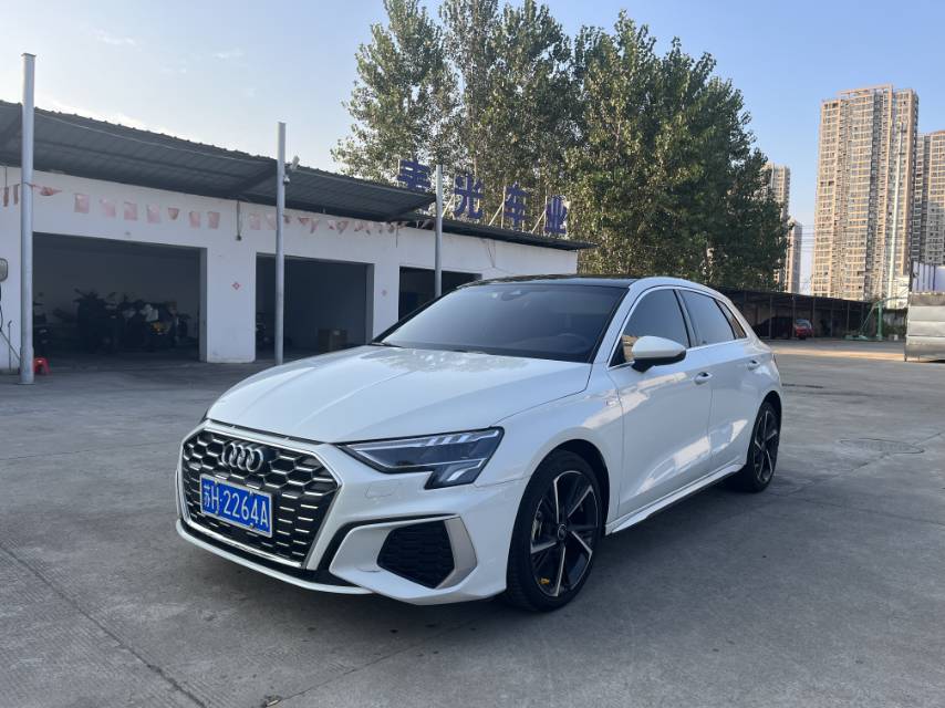 Audi A3 2024 Audi A3 2024 immagine di auto