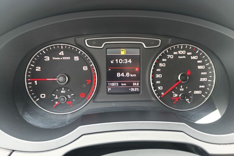 Audi Q3 2015 immagine di auto #12