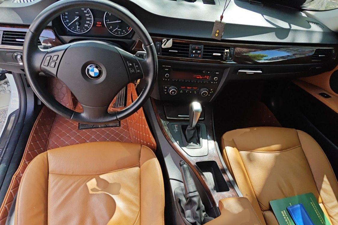 BMW 3 Series 2012 imagen de coche #23