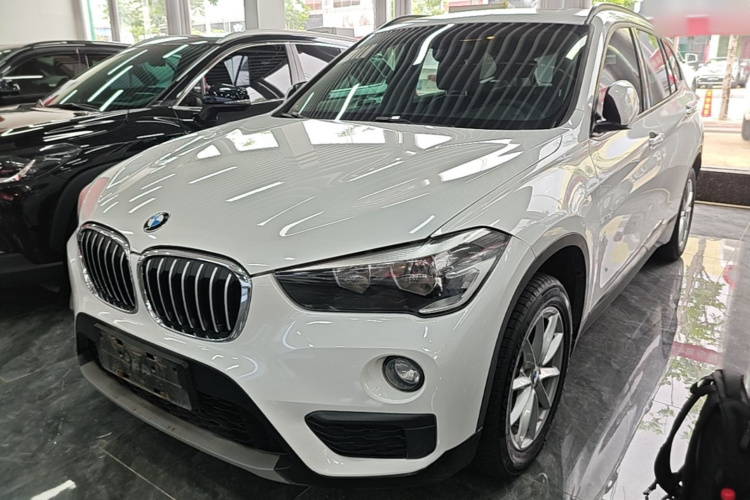 BMW X1 2019 #2 BMW X1 2019 immagine di auto #2